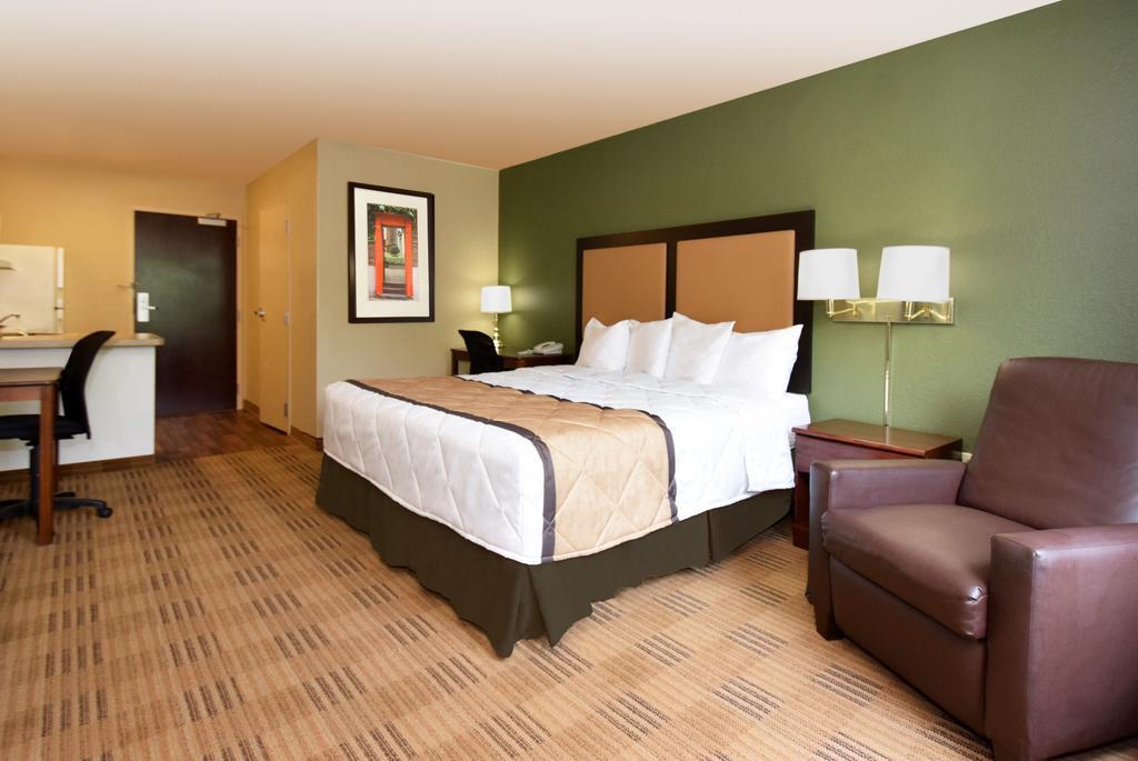 Suburban Studios Minneapolis Блумингтон Экстерьер фото